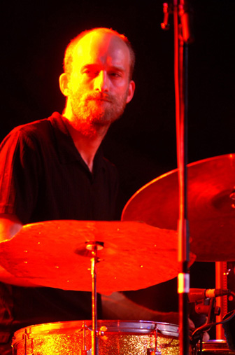 Leslie Fiest and Band