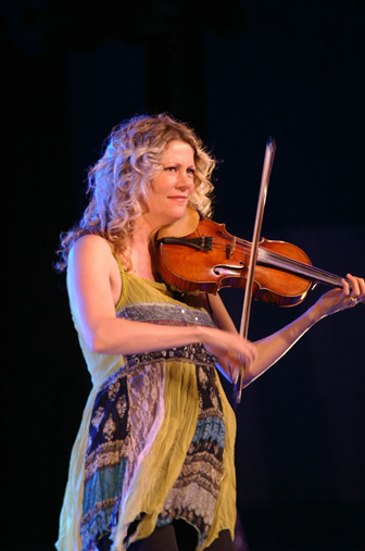 Natalie MacMaster