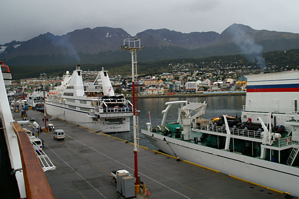 The Norwegian Crown & Port Activity